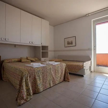 Funivie Del Maggiore Hotel Laveno